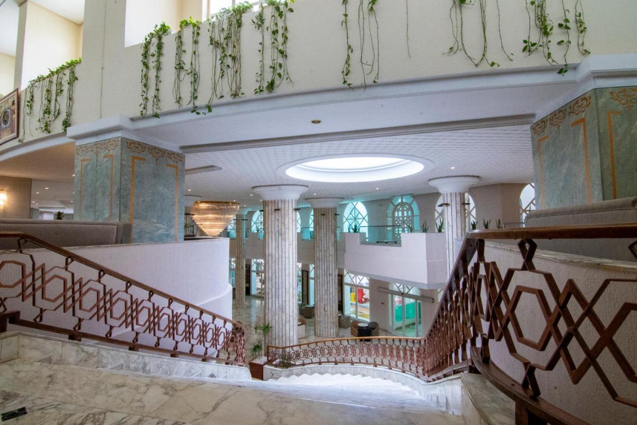 Riadh Palms- & Hotel